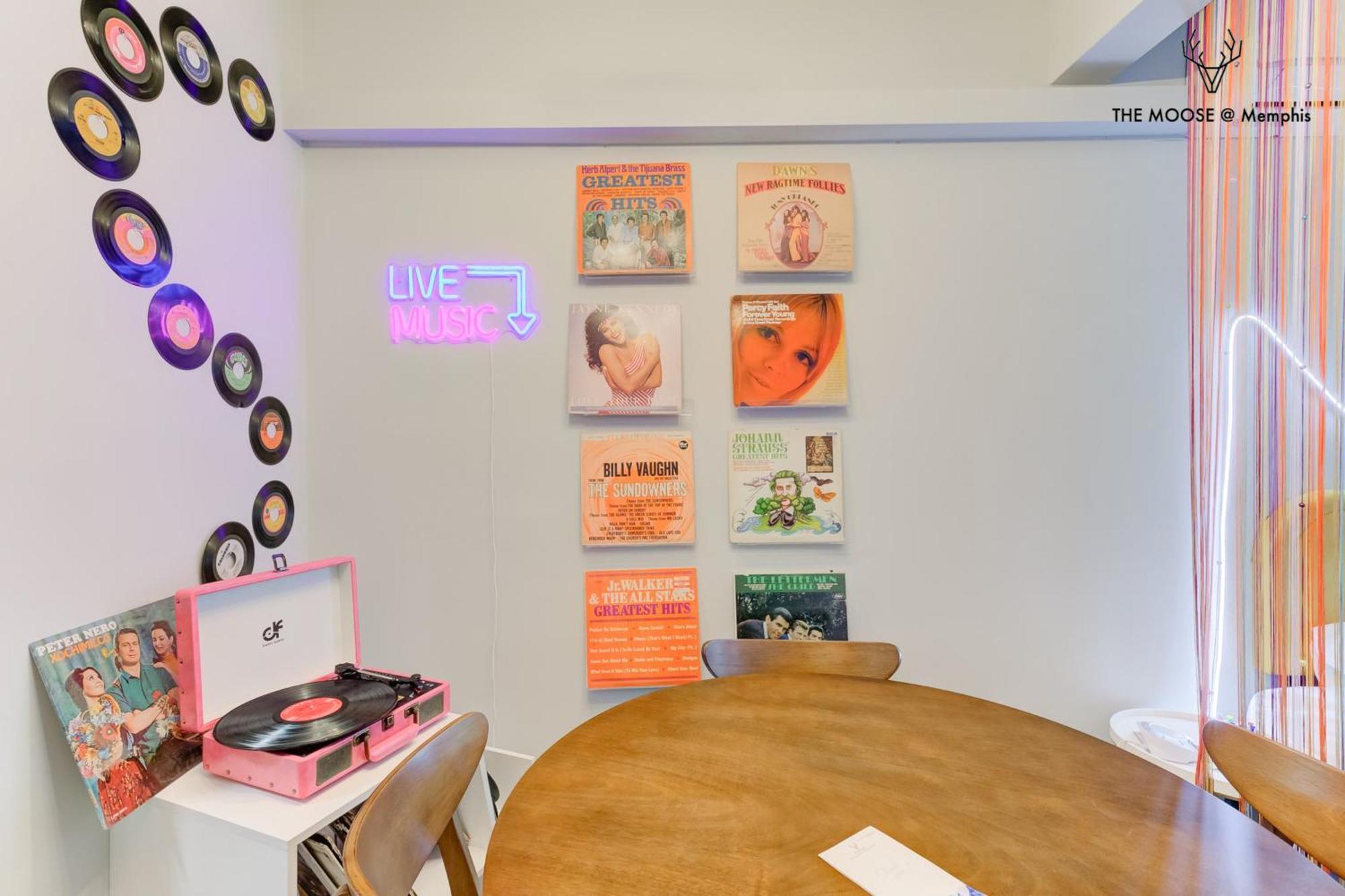 The Moose #10 - Stylish Loft With King Bed, Free Parking & Wi-Fi Memphis Exterior foto